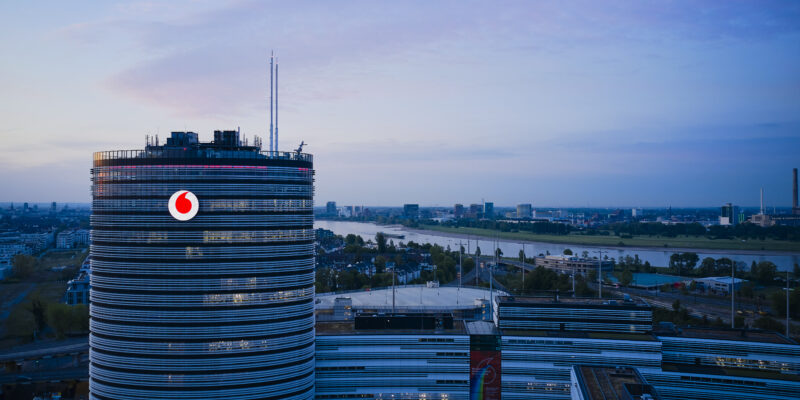Vodafone Deutschland Zentrale in Düsseldorf: Der Vodafone Campus am Ferdinand-Braun-Platz 1.